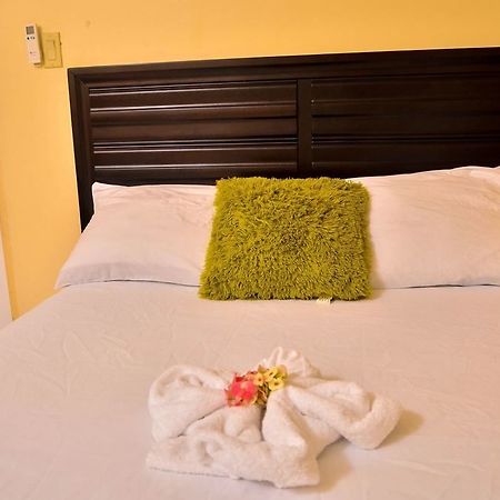 Kingston Sunset Guest Apartment I מראה חיצוני תמונה