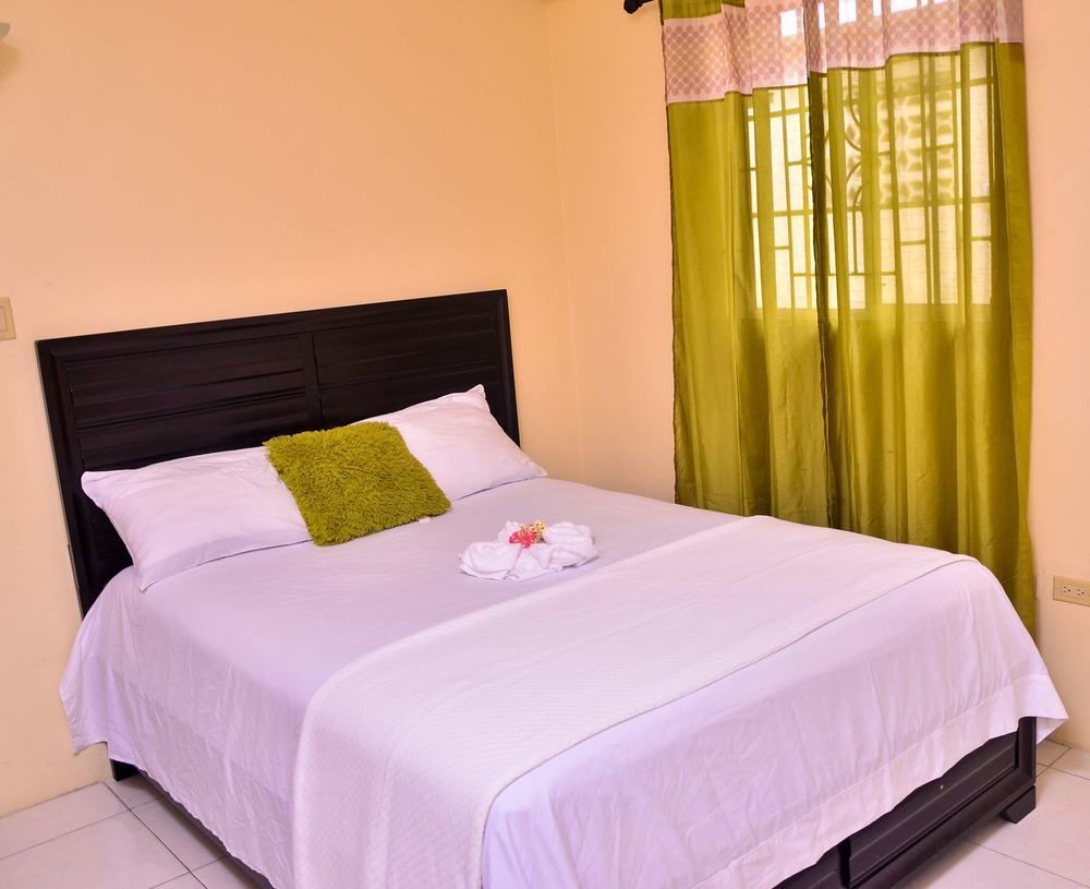 Kingston Sunset Guest Apartment I מראה חיצוני תמונה